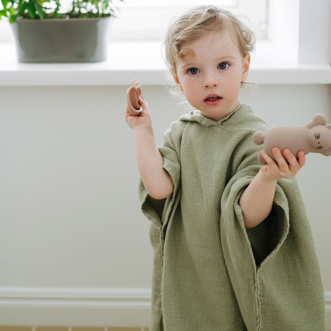 Beyond the Scroll: Choosing Timeless Over Trending