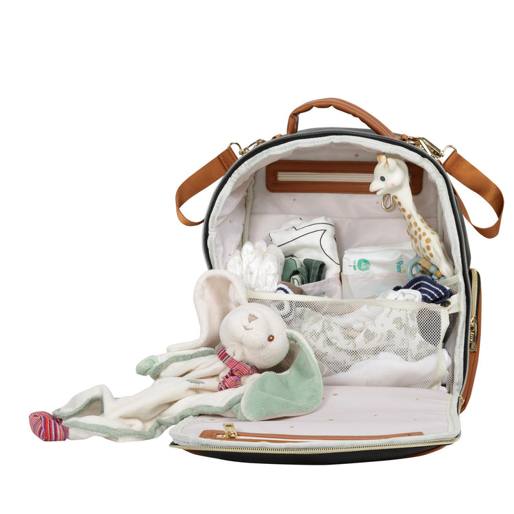 Parenting in Style – Diaper Bags & On-the-Go Essentials