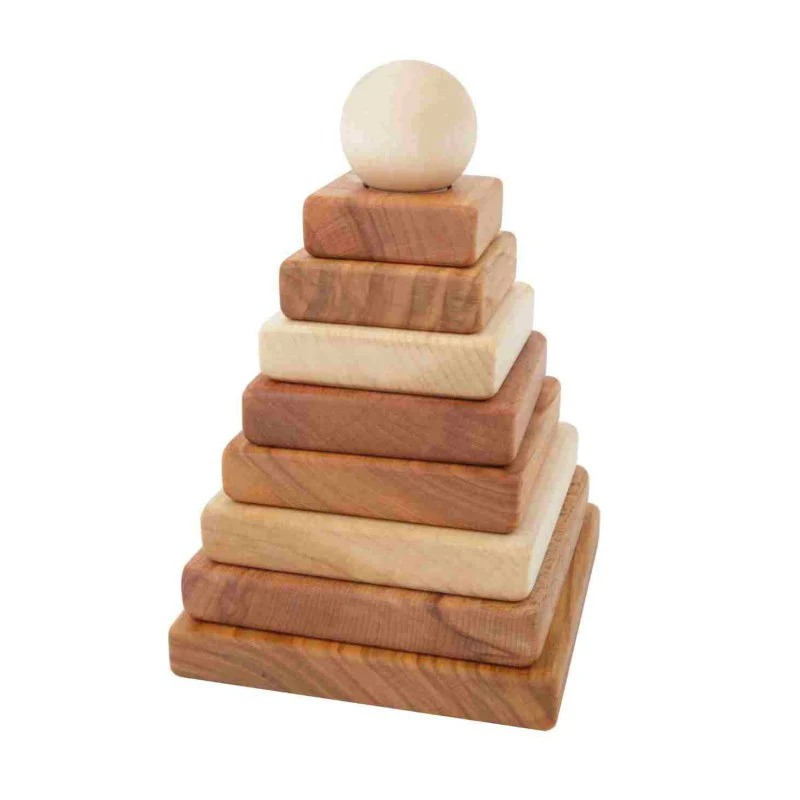 Eyrarbakki Square Pyramid - Natural