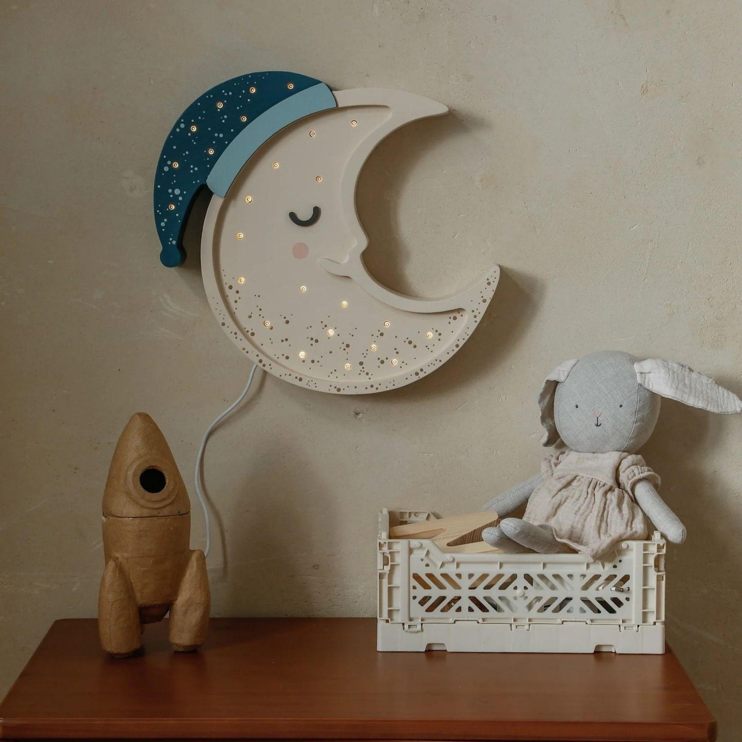 Røros Moon Lamp – Pinewood & Warm Light