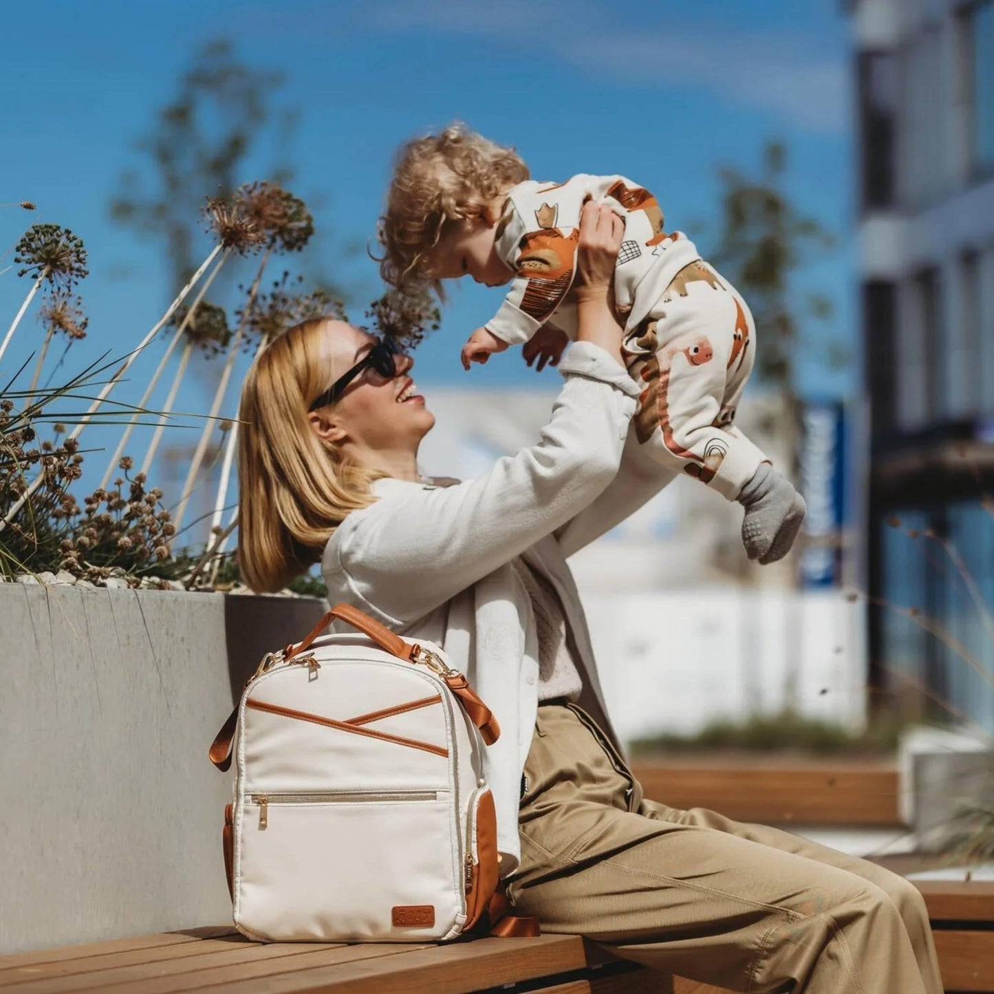 Vadsø Small Diaper Backpack – Cappuccino