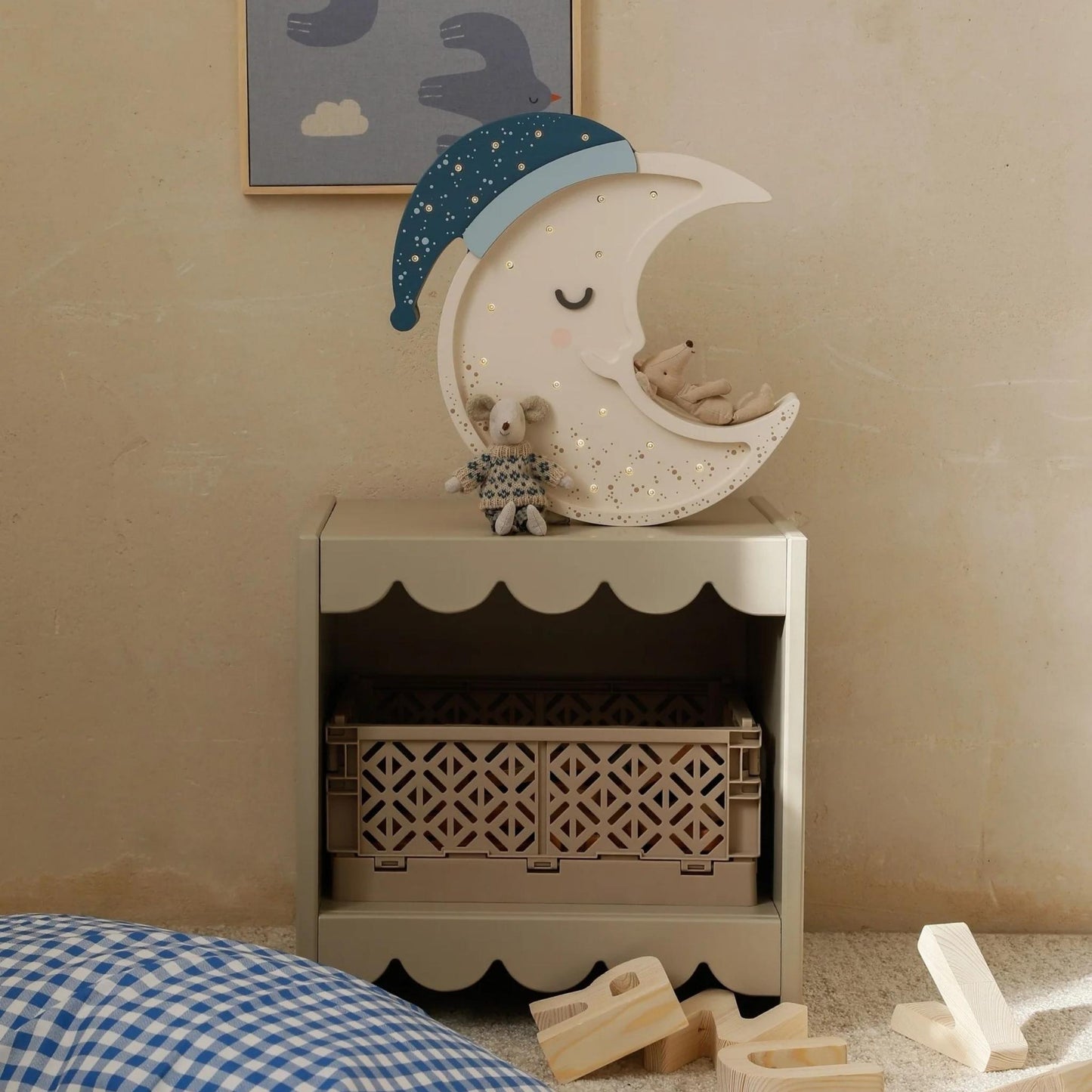 Røros Moon Lamp – Pinewood & Warm Light