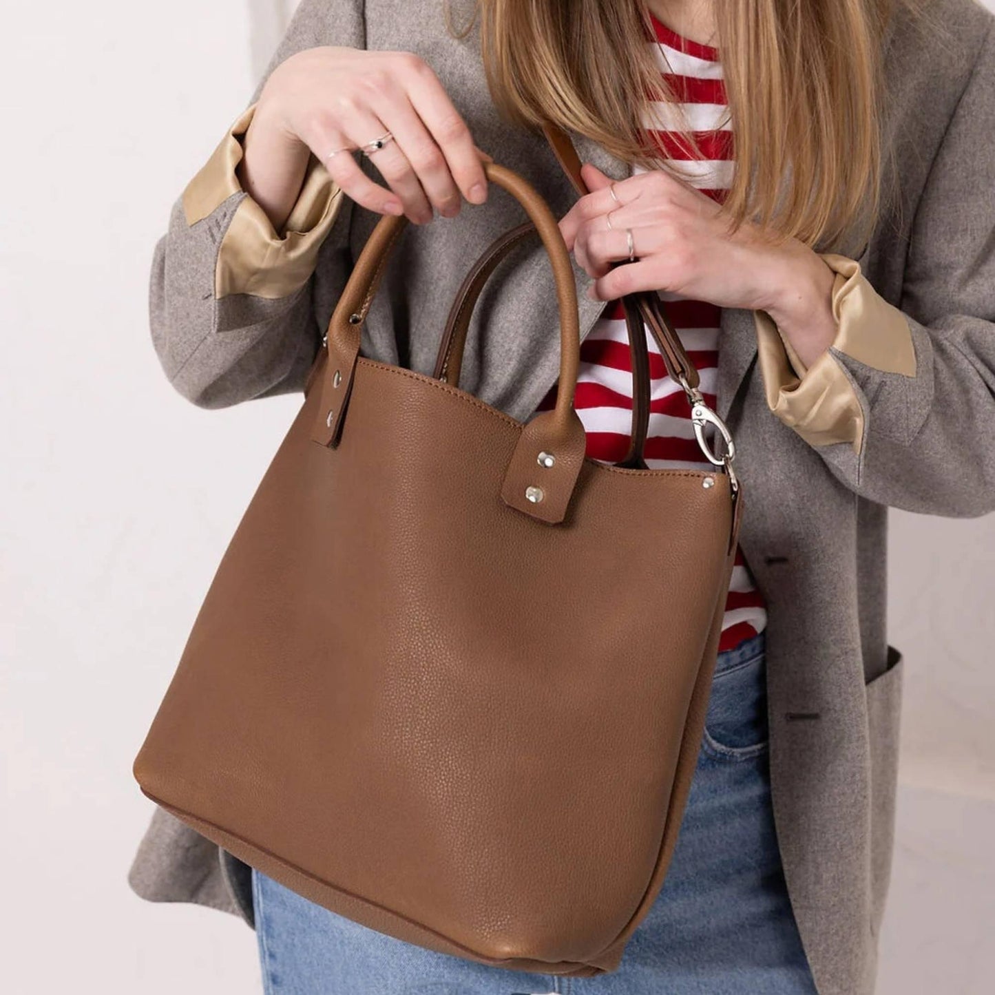 Lovikka Leather Handbag – Cappuccino