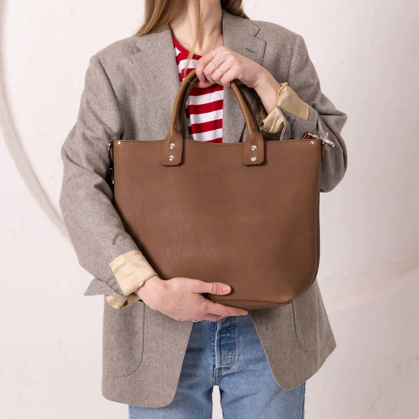 Lovikka Leather Handbag – Cappuccino
