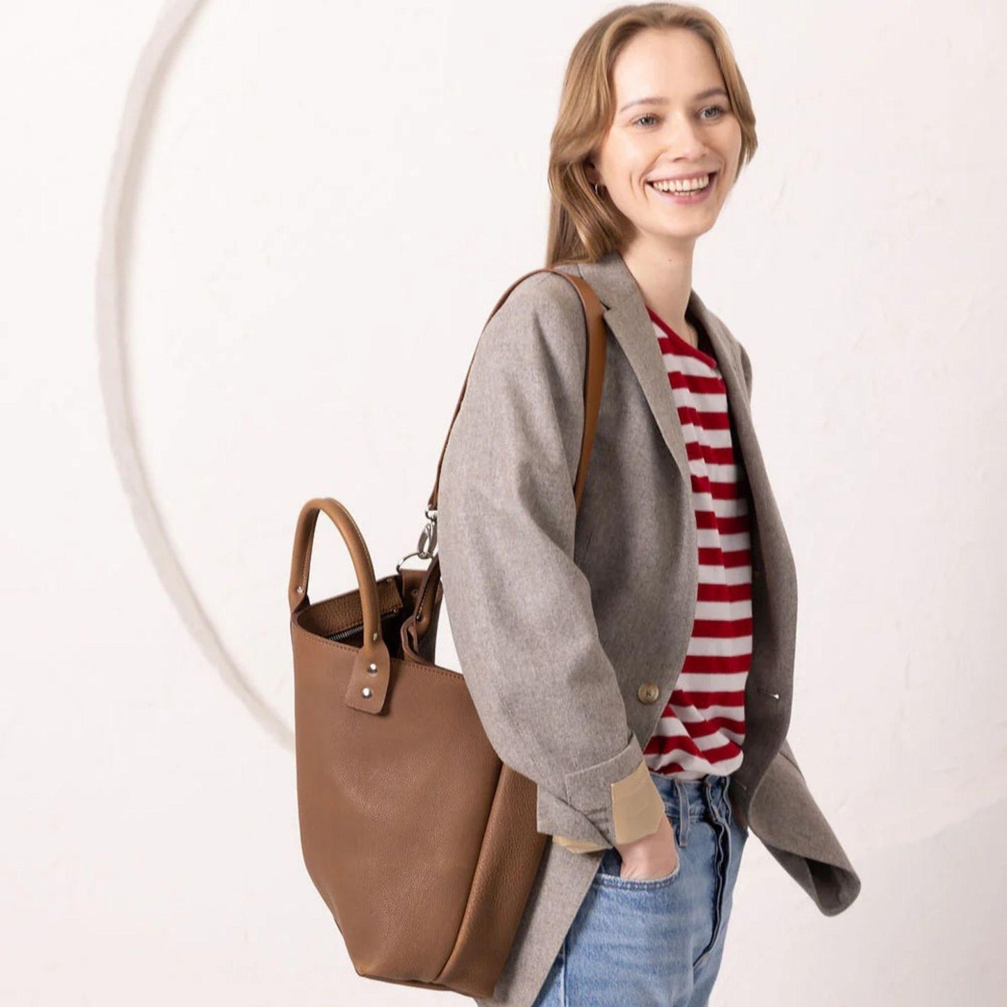 Lovikka Leather Handbag – Cappuccino