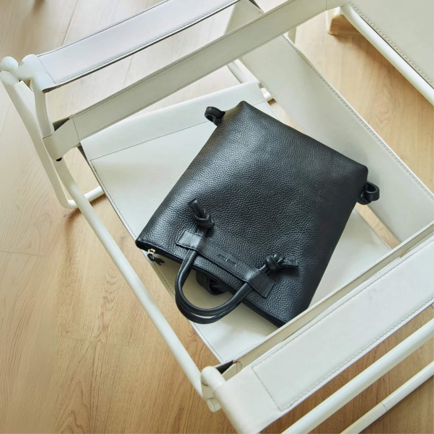 Rødby Minimal Leather Backpack – Black