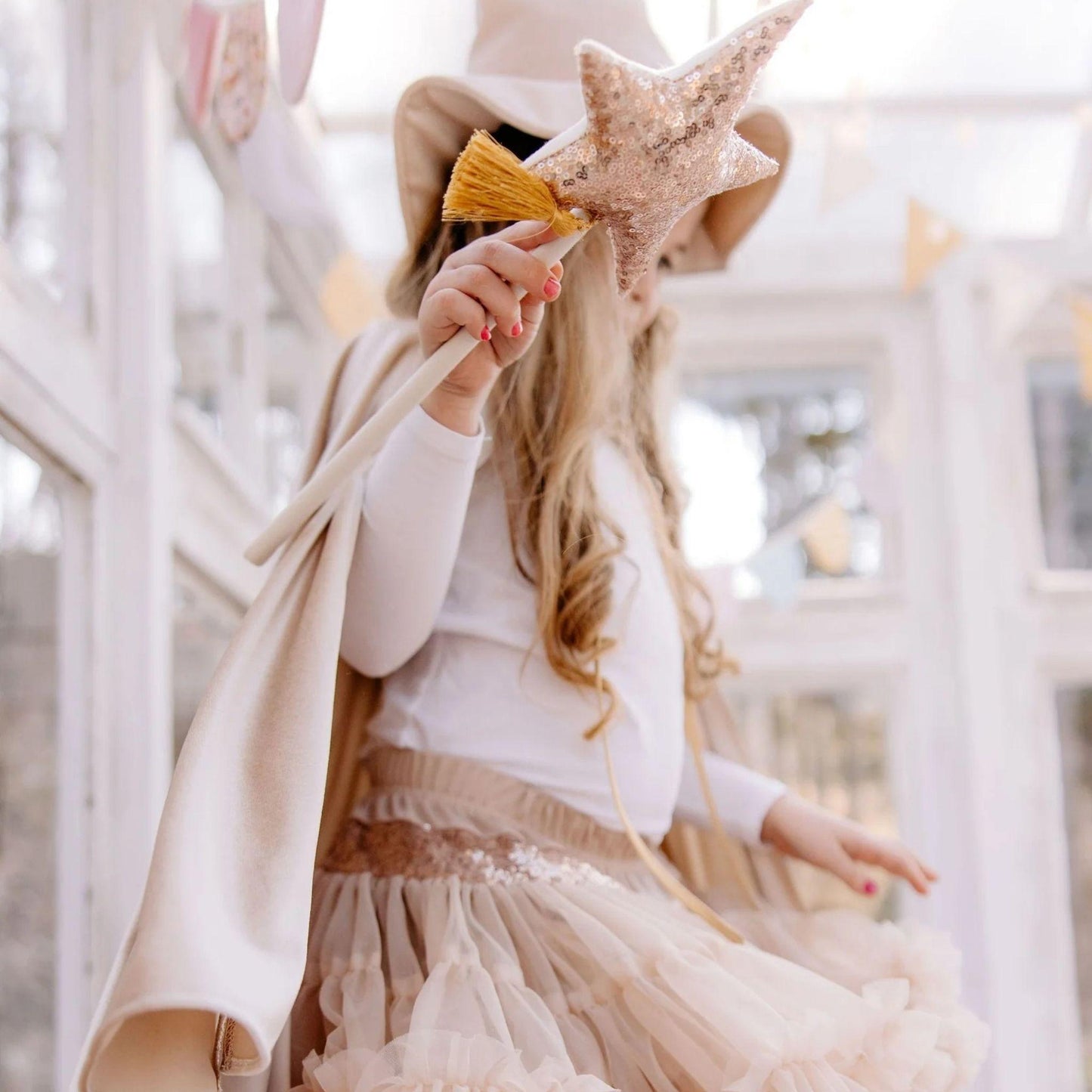Røros Magic Cape Costume – Cream Pearl