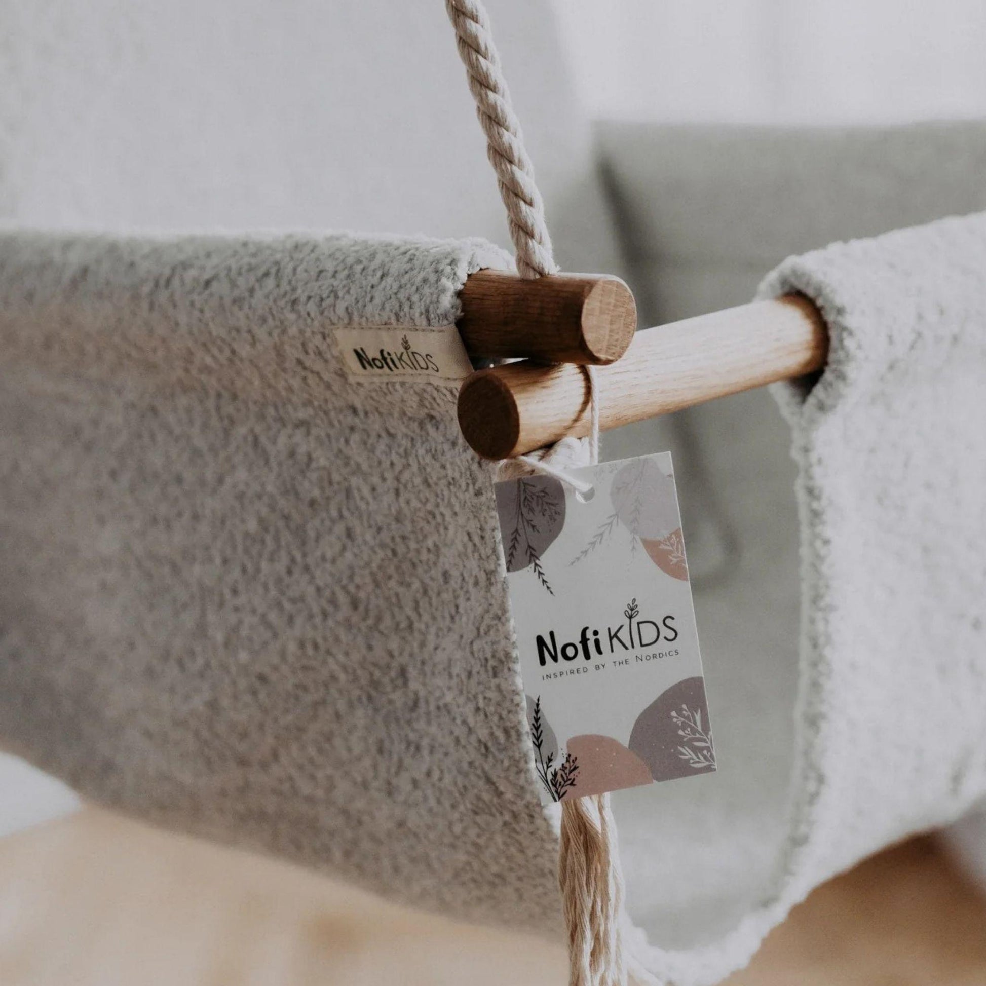 Kiruna BaBi Baby Swing - Bouclé Ice Grey