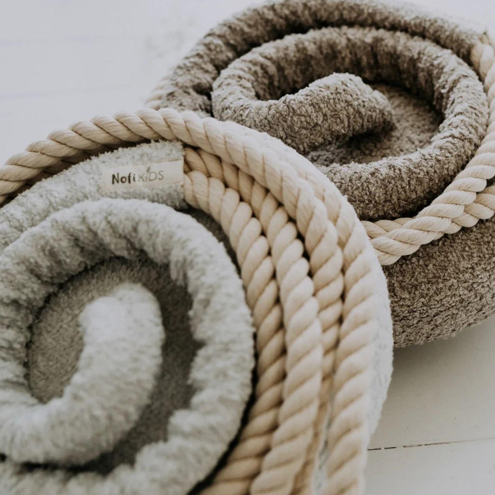 Lom HopOn Swing - Bouclé Ice Grey