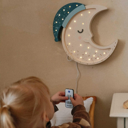 Røros Moon Lamp – Pinewood & Warm Light