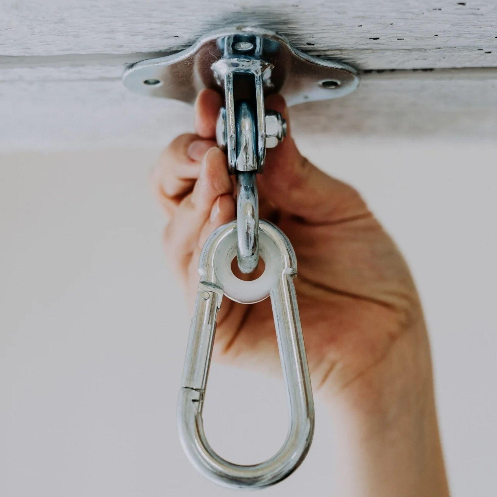 Pajala HopOn Swing Hanger for Concrete Ceiling