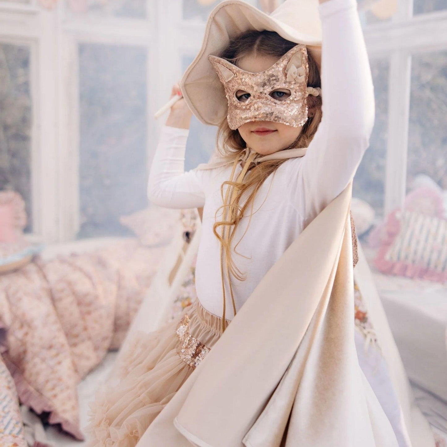 Røros Magic Cape Costume – Cream Pearl